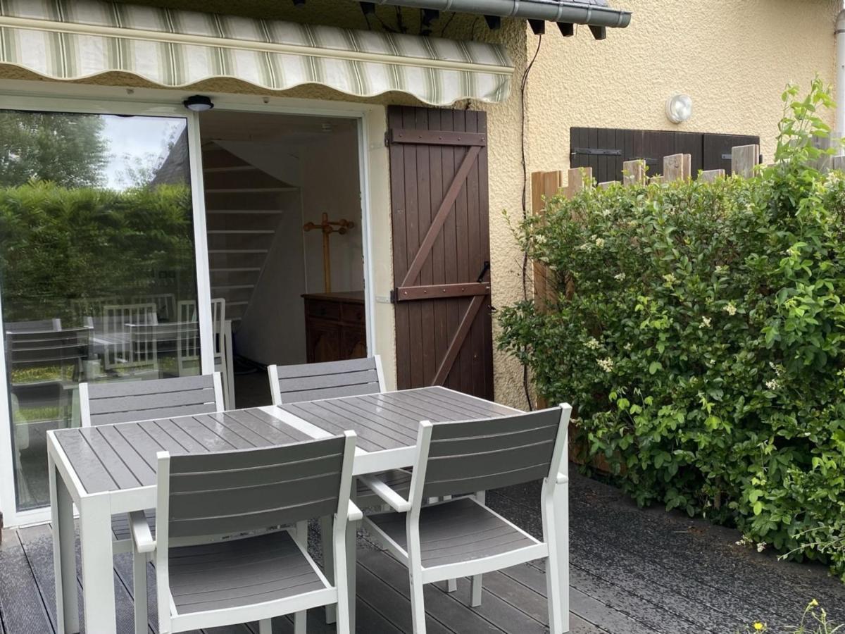 Charmant Cottage 2P Avec Jardin Et Wifi, A 2 Pas De La Plage De Cabourg - Fr-1-487-285 Екстериор снимка